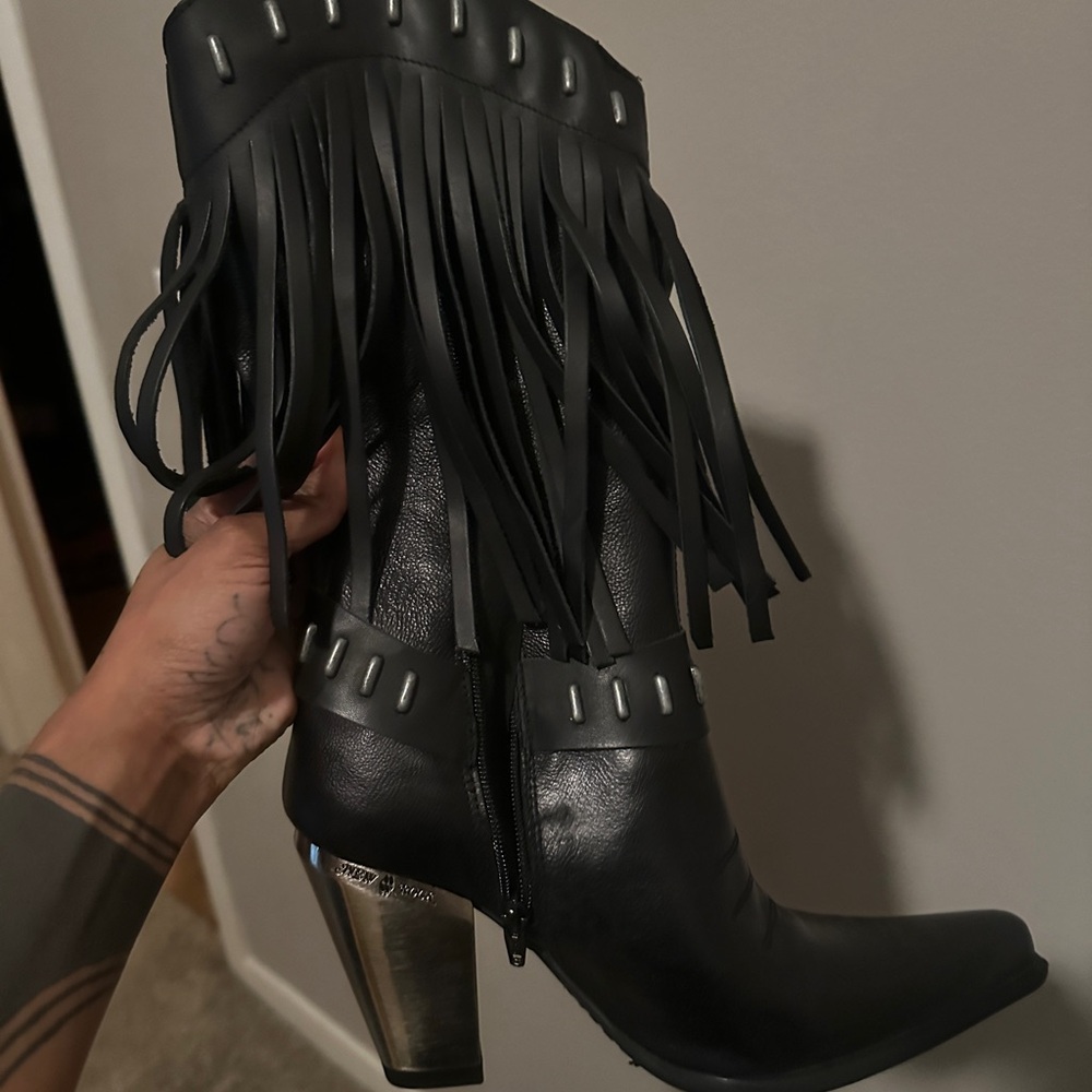 Black Heeled Boots New Rock Boots with Fringe Detail - Picture 4 of 8